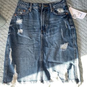 Denim fringed skirt